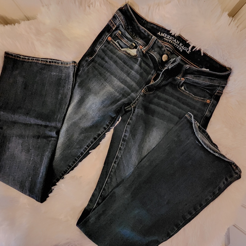 American Eagle size 4 kick boot stretch jeans